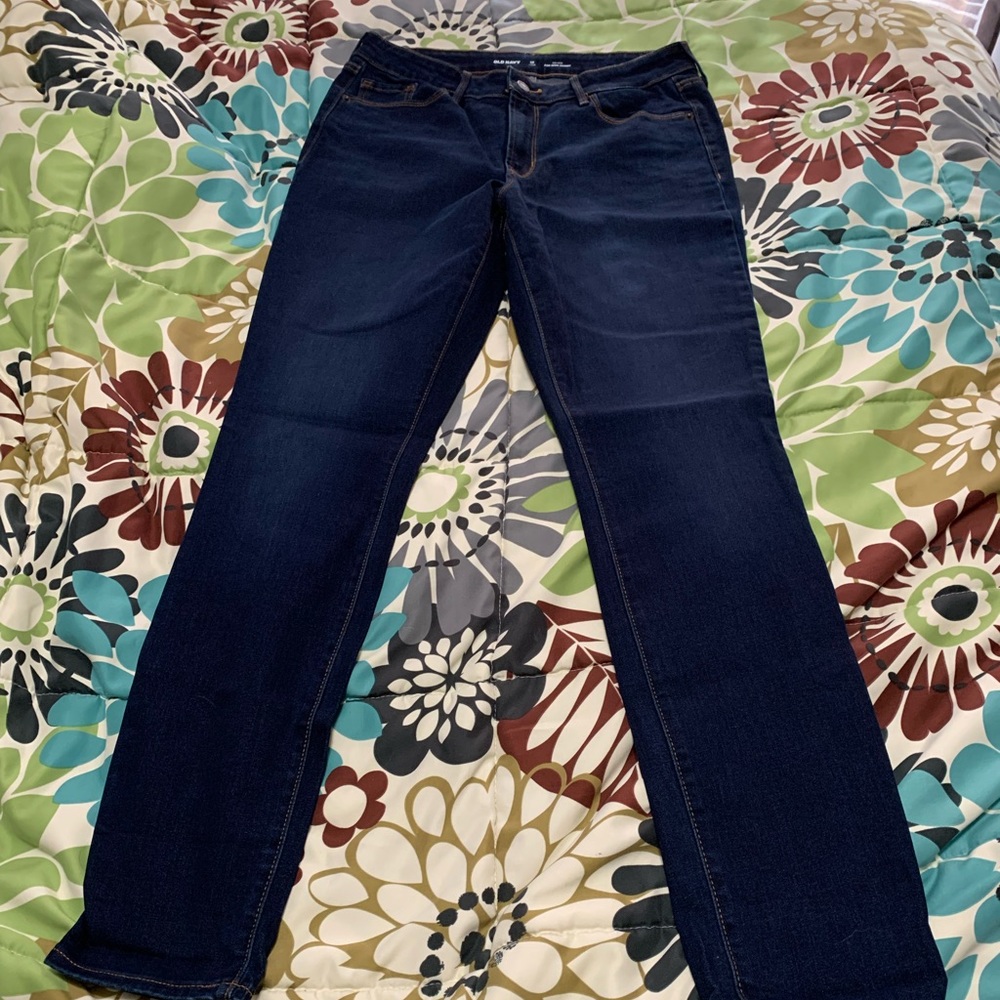 Old Navy Mid Rise Pop Icon Skinny Jeans